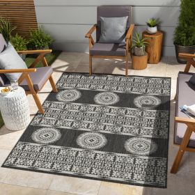 Sunshine Indoor/Outdoor Area Rug; 7 ft. 10 in. x 10 ft. 3 in.